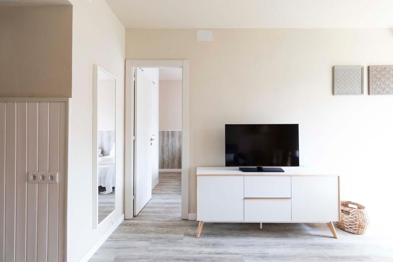 Chic Gran Via Apartment Барселона Экстерьер фото