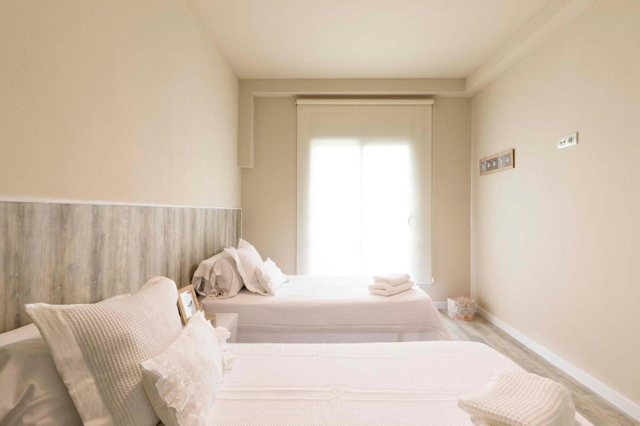Chic Gran Via Apartment Барселона Экстерьер фото